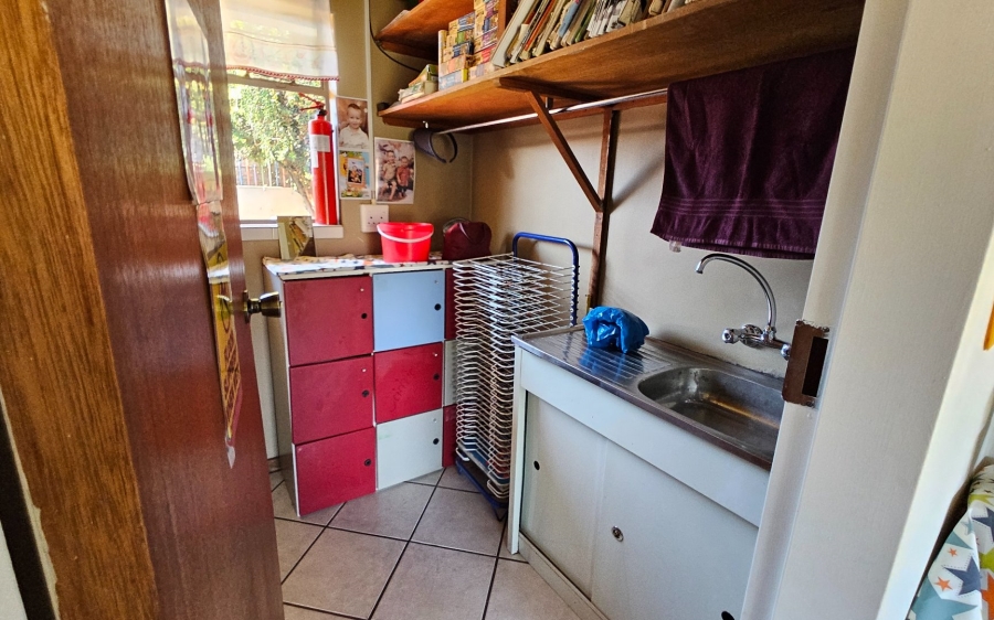 6 Bedroom Property for Sale in Potchefstroom North North West